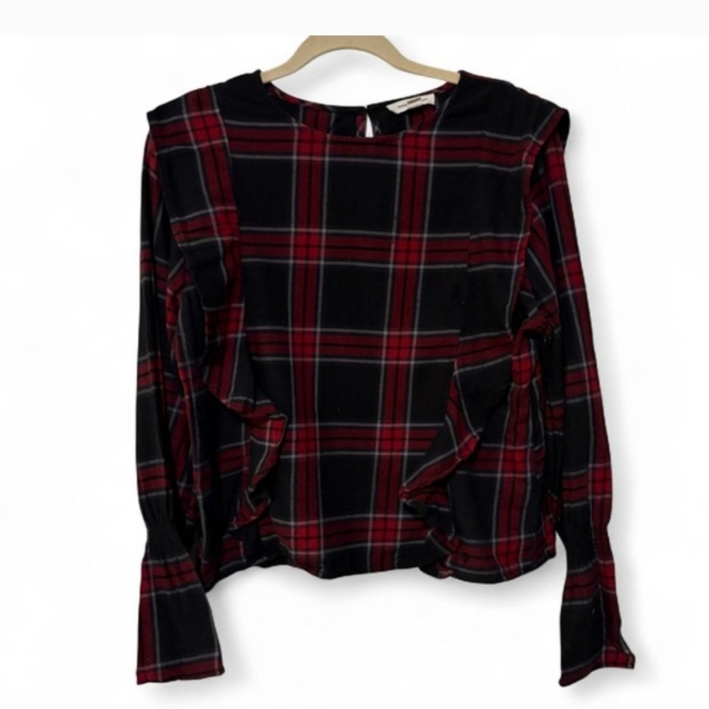 beachlunchlounge Navy and Burgundy Plaid Knit Top